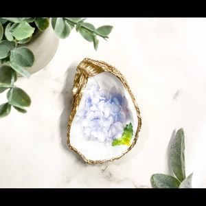 Handmade Oyster Jewelry Display/Jewelry Organizer/Ring Dish/Jewelry Dish